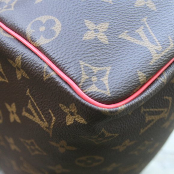 LOUIS VUITTON LIMITED EDITION MONOGRAM CANVAS SPEEDY 30 TOTEM-100% AUTHENTIC - Picture 15 of 16